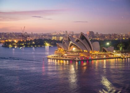 Book your flights, hotels and holiday packages to Sydney