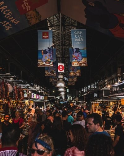 Book your flights, hotels and holiday packages to Barcelona