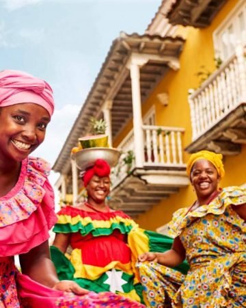 Book your flights, hotels and holiday packages to Colombia