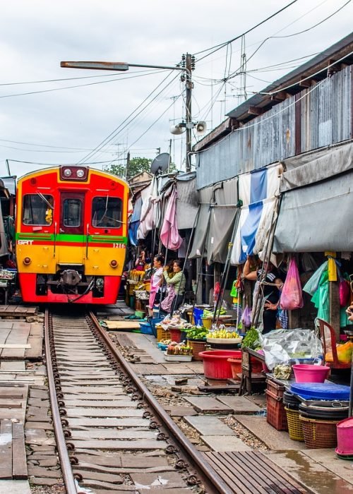 Book your flights, hotels and holiday packages to Bangkok
